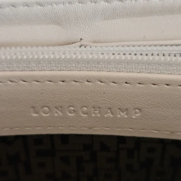 LONGCHAMP White Leather Wallet with Embossed Logo - Picture 12 of 16